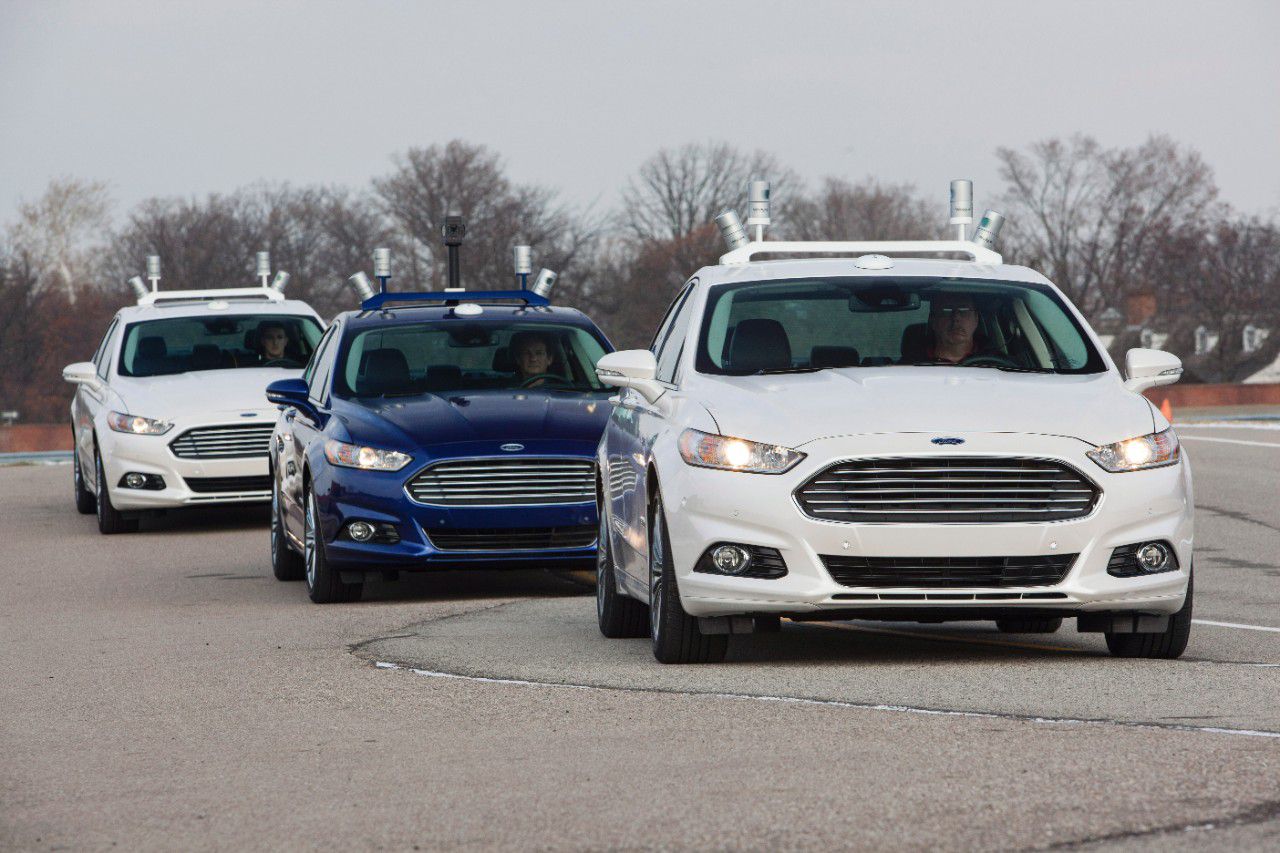 Ford Fusion Hybrid с автопилотом