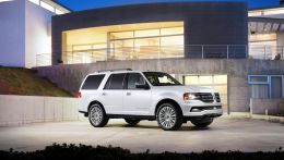 Представлен Lincoln Navigator нового поколения.