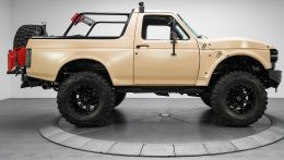 operation-fearless-ford-bronco-pays-tribute-t