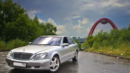 MERCEDES-BENZ W220 E320