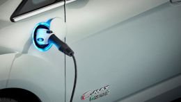 ford-c-max-solar-energi-concept-car-01.jpg